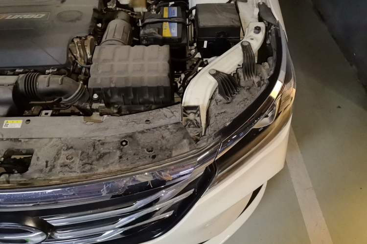Used GAC Trumpchi GA4 2018 200T Automatic Luxury Edition Engine Bay Left