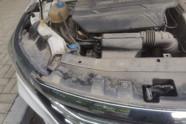 Used GAC Trumpchi GA4 2018 200T Automatic Luxury Edition Engine Bay Right