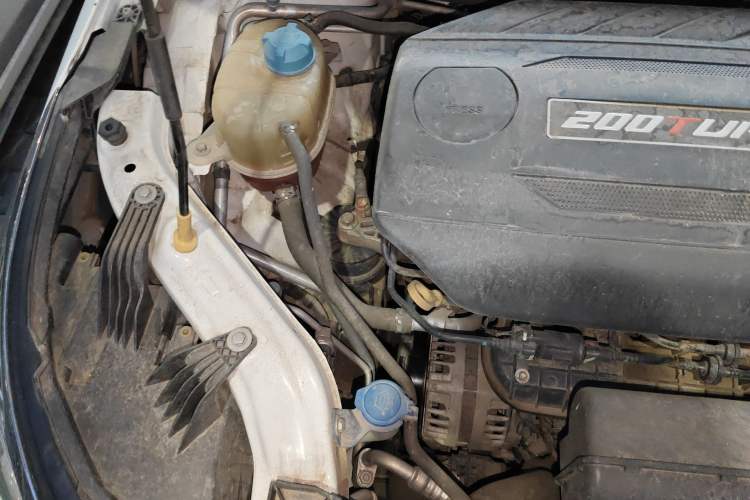 Used GAC Trumpchi GA4 2018 200T Automatic Luxury Edition Engine Bay Right