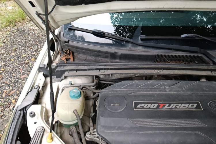 Used GAC Trumpchi GA4 2018 200T Automatic Luxury Edition Engine Bay Right