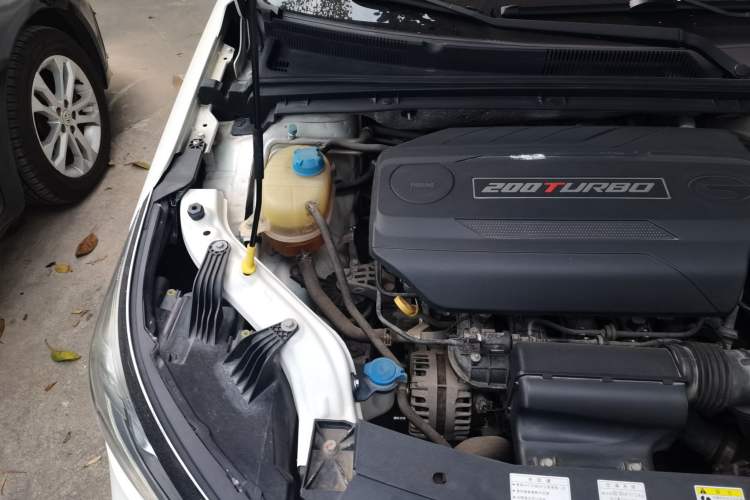 Used GAC Trumpchi GA4 2018 200T Automatic Luxury Edition Engine Bay Right