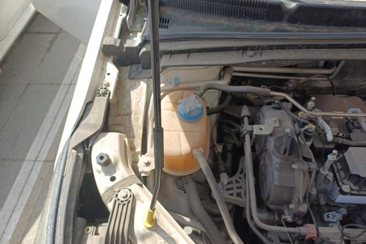 Used GAC Trumpchi GA4 2018 150N Manual Deluxe Edition Engine Bay Right