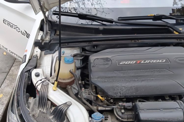 Used GAC Trumpchi GA4 2018 200T Automatic Luxury Edition Engine Bay Right
