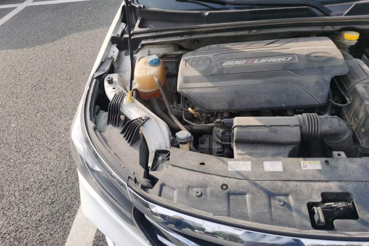 Used GAC Trumpchi GA4 2018 200T Automatic Luxury Edition Engine Bay Right