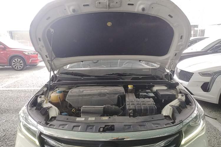 Used GAC Trumpchi GA4 2018 150N Automatic Luxury Edition Engine Bay