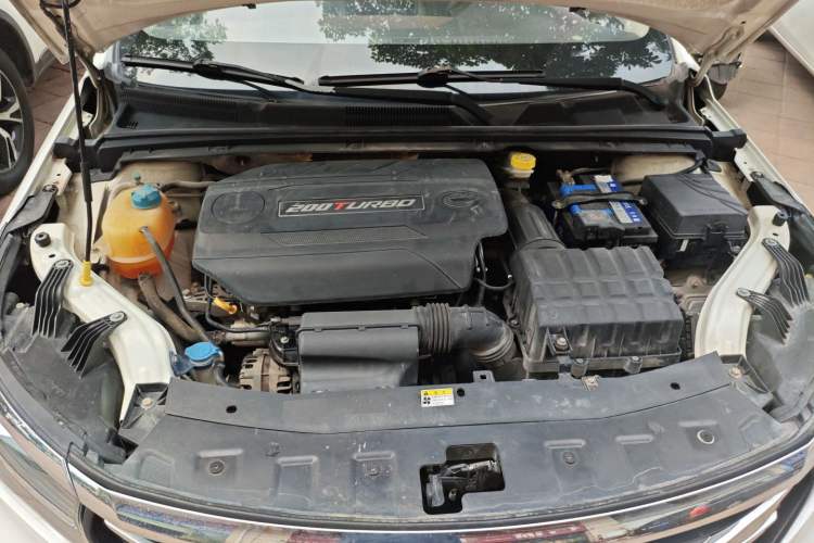 Used GAC Trumpchi GA4 2018 200T Automatic Luxury Edition Engine Bay