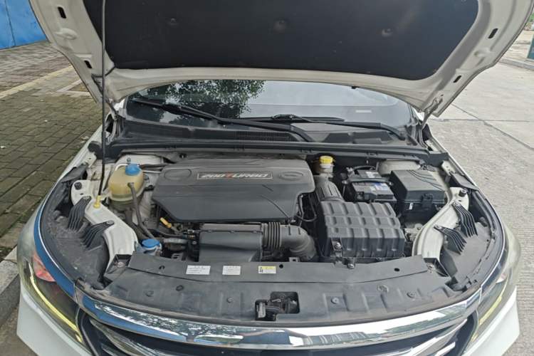 Used GAC Trumpchi GA4 2018 200T Automatic Luxury Edition Engine Bay