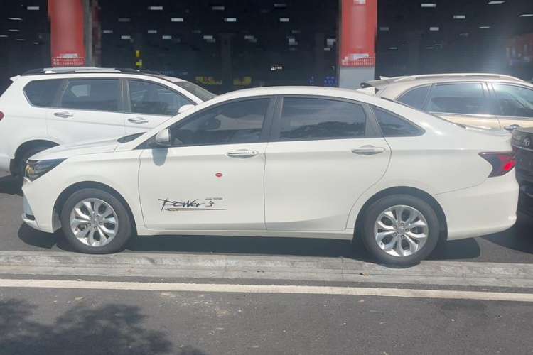 Used GAC Trumpchi GA4 2018 150N Manual Luxury Edition Exterior 3