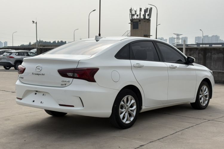 Used GAC Trumpchi GA4 2018 200T Automatic Luxury Edition Exterior 4