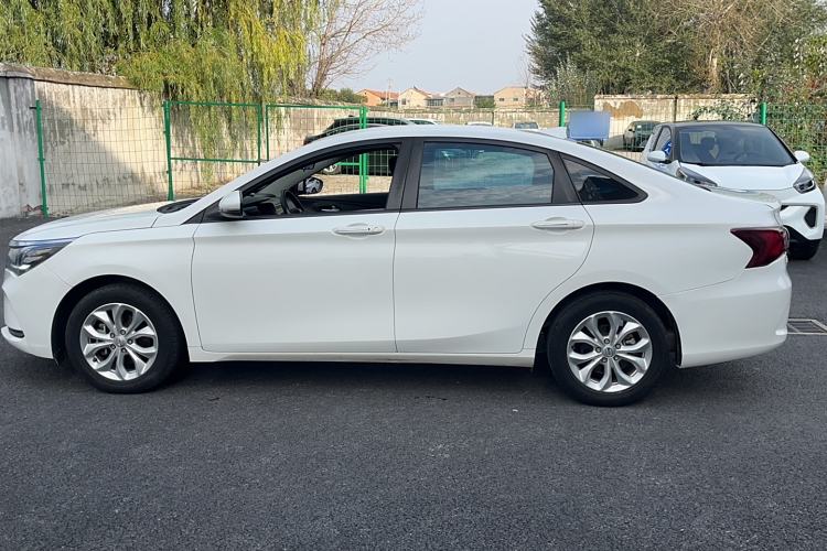 Used GAC Trumpchi GA4 2018 150N Manual Luxury Edition Exterior 5