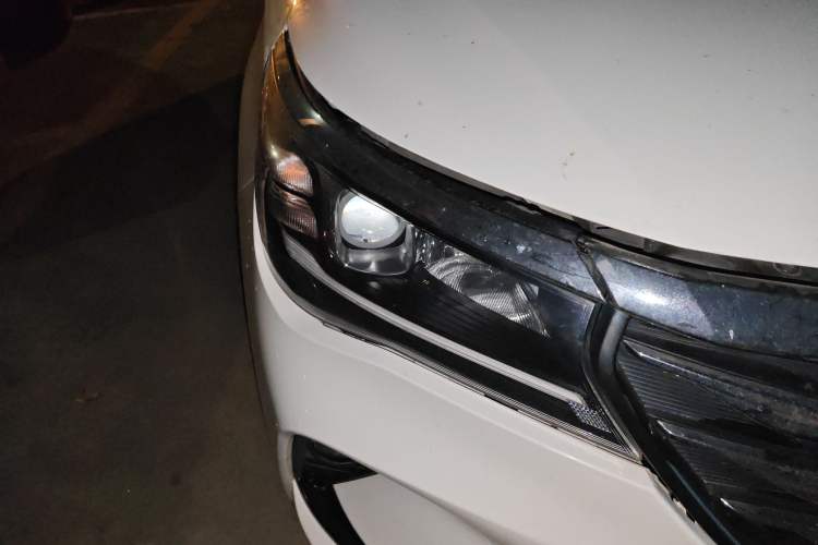 Used GAC Trumpchi GA4 2018 200T Manual Luxury Edition Exterior 6