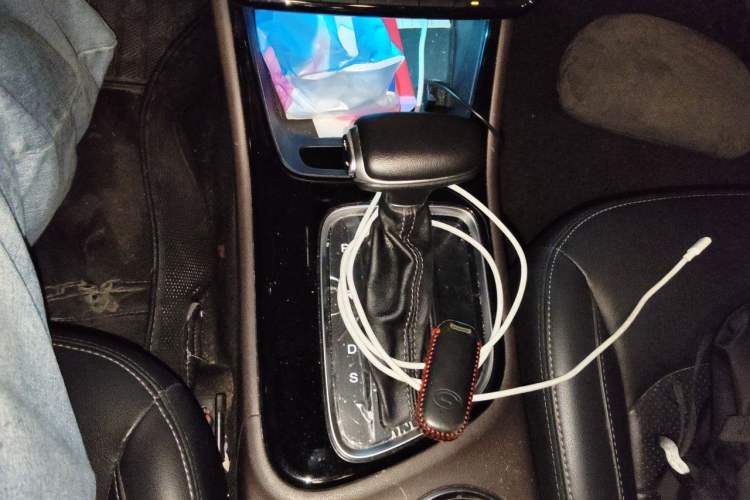 Used GAC Trumpchi GA4 2018 200T Automatic Luxury Edition Gear Lever