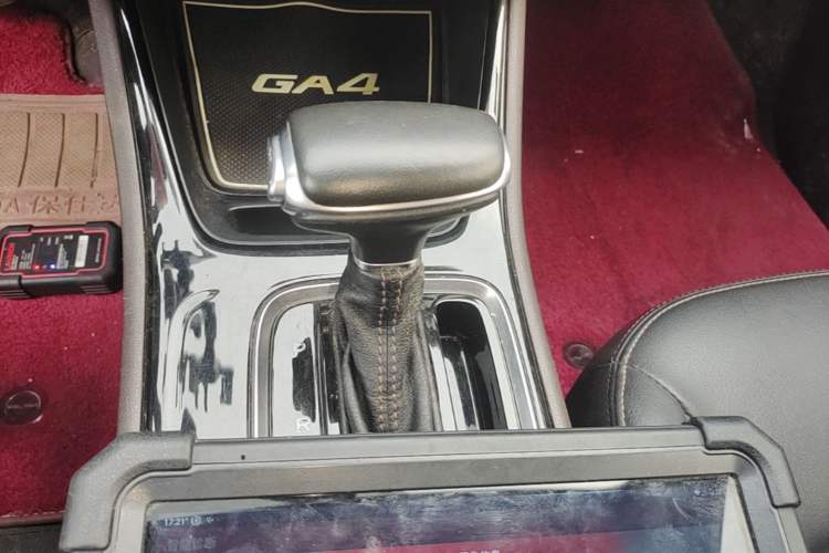 Used GAC Trumpchi GA4 2018 200T Automatic Luxury Edition Gear Lever