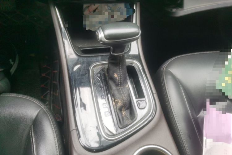 Used GAC Trumpchi GA4 2018 200T Automatic Luxury Edition Gear Lever