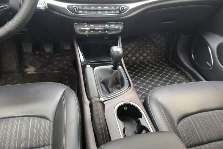 Used GAC Trumpchi GA4 2018 150N Manual Elite Edition Gear Lever