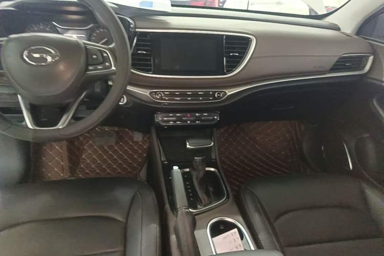 Used GAC Trumpchi GA4 2018 150N Automatic Luxury Edition Gear Lever