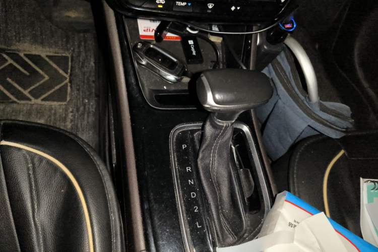 Used GAC Trumpchi GA4 2018 150N Automatic Luxury Edition Gear Lever