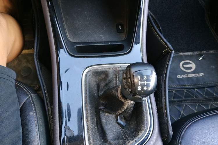 Used GAC Trumpchi GA4 2018 200T Manual Luxury Edition Gear Lever