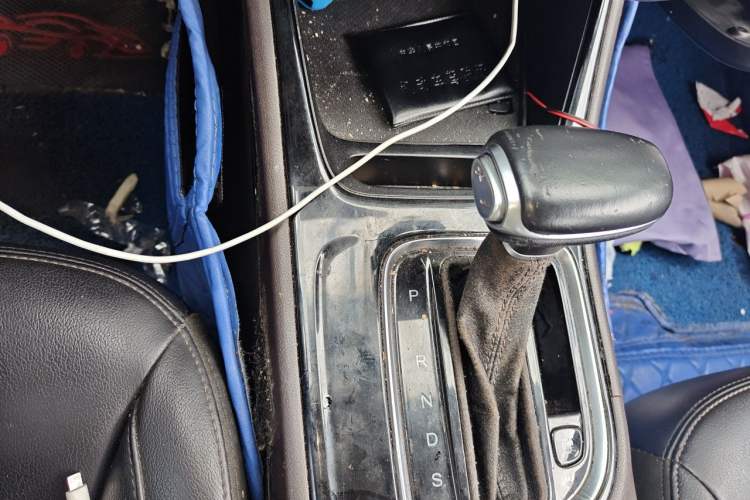Used GAC Trumpchi GA4 2018 200T Automatic Luxury Edition Gear Lever