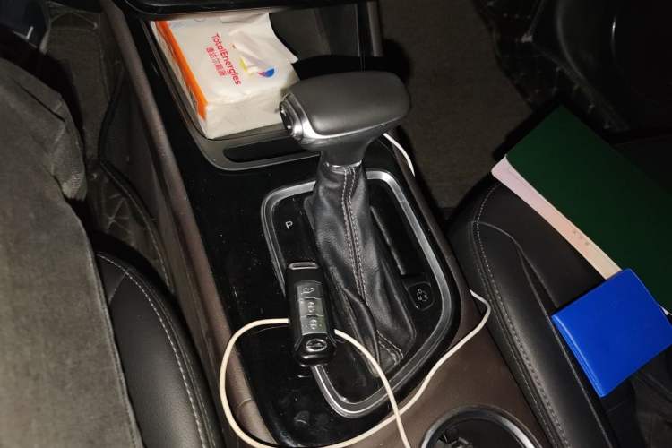 Used GAC Trumpchi GA4 2018 200T Automatic Luxury Edition Gear Lever