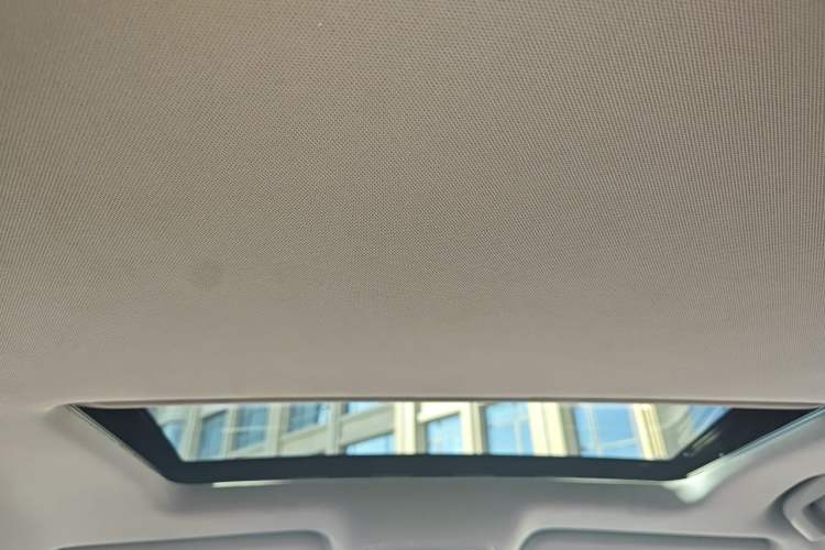 Used GAC Trumpchi GA4 2018 200T Automatic Luxury Edition Headliner