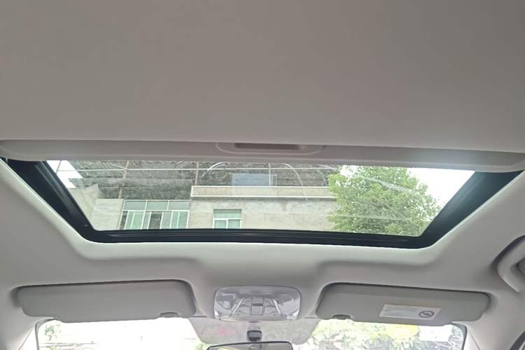 Used GAC Trumpchi GA4 2018 200T Automatic Luxury Edition Headliner