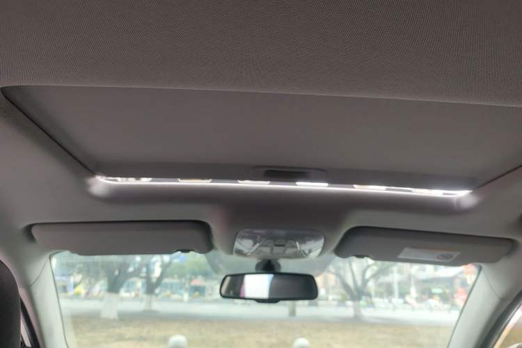 Used GAC Trumpchi GA4 2018 200T Automatic Luxury Edition Headliner