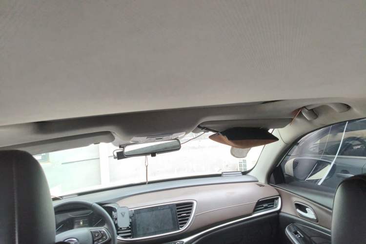 Used GAC Trumpchi GA4 2018 200T Automatic Luxury Edition Headliner