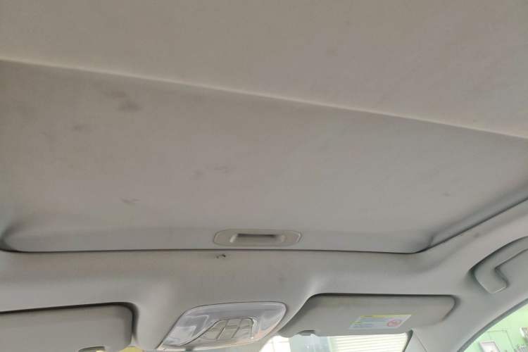 Used GAC Trumpchi GA4 2018 200T Automatic Luxury Edition Headliner