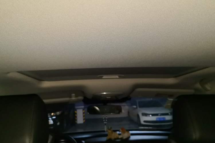 Used GAC Trumpchi GA4 2018 200T Automatic Luxury Edition Headliner