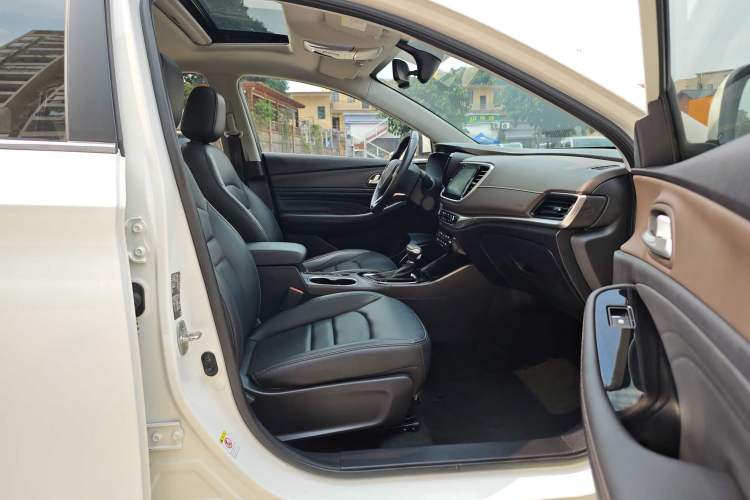 Used GAC Trumpchi GA4 2018 200T Automatic Luxury Edition Interior 11