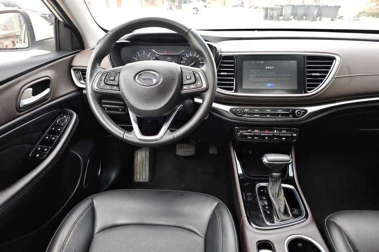 Used GAC Trumpchi GA4 2018 200T Automatic Luxury Edition Interior 2