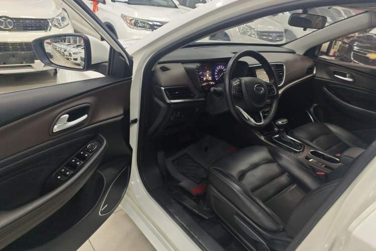 Used GAC Trumpchi GA4 2018 200T Automatic Luxury Edition Interior 2