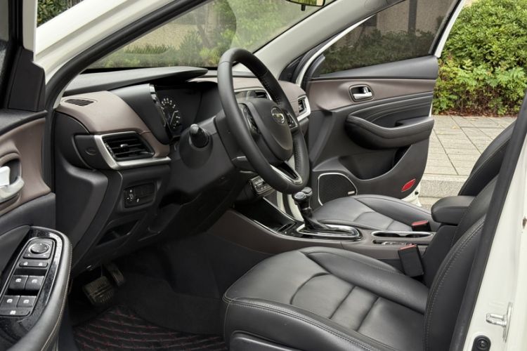 Used GAC Trumpchi GA4 2018 200T Automatic Luxury Edition Interior 2