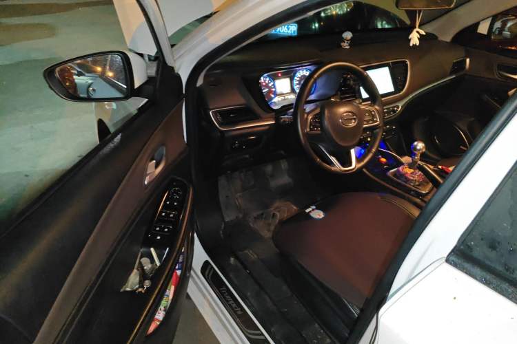 Used GAC Trumpchi GA4 2018 200T Manual Luxury Edition Interior 3