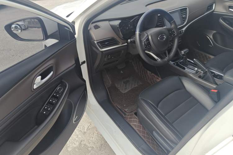 Used GAC Trumpchi GA4 2018 150N Automatic Luxury Edition Interior 3