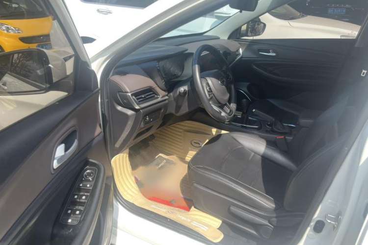Used GAC Trumpchi GA4 2018 150N Manual Luxury Edition Interior 4