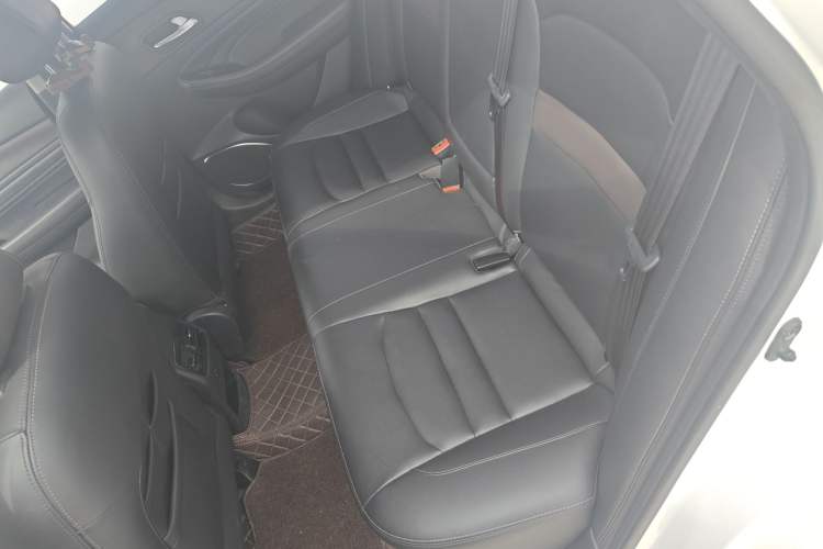 Used GAC Trumpchi GA4 2018 150N Automatic Luxury Edition Interior 4