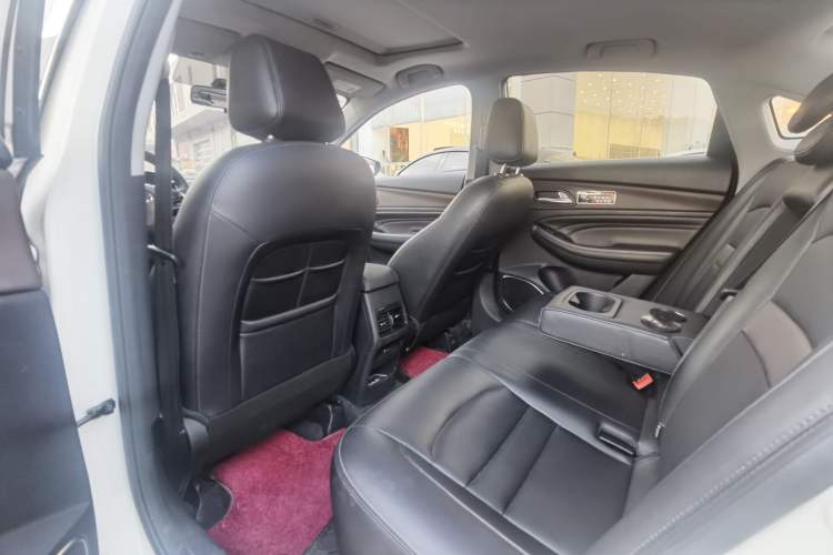 Used GAC Trumpchi GA4 2018 200T Automatic Luxury Edition Interior 5