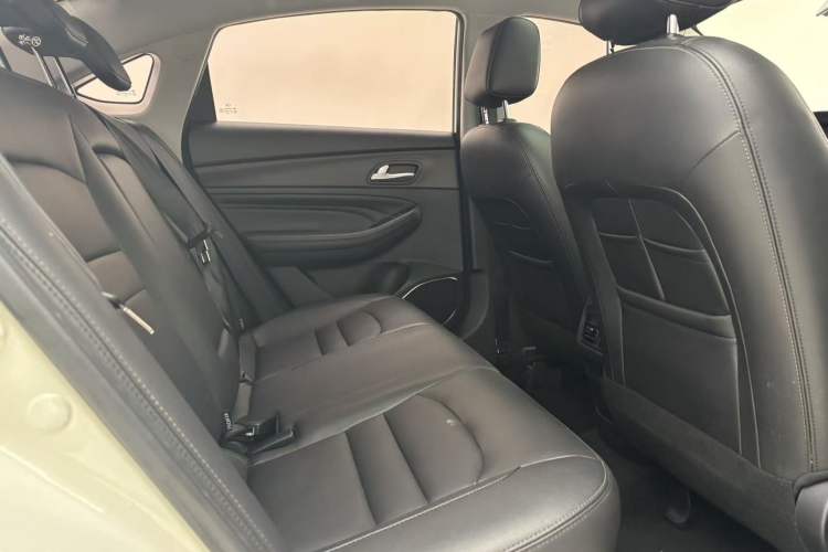 Used GAC Trumpchi GA4 2018 200T Automatic Luxury Edition Interior 6