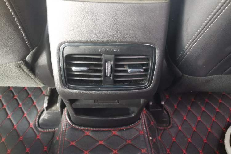 Used GAC Trumpchi GA4 2018 200T Automatic Luxury Edition Interior 7