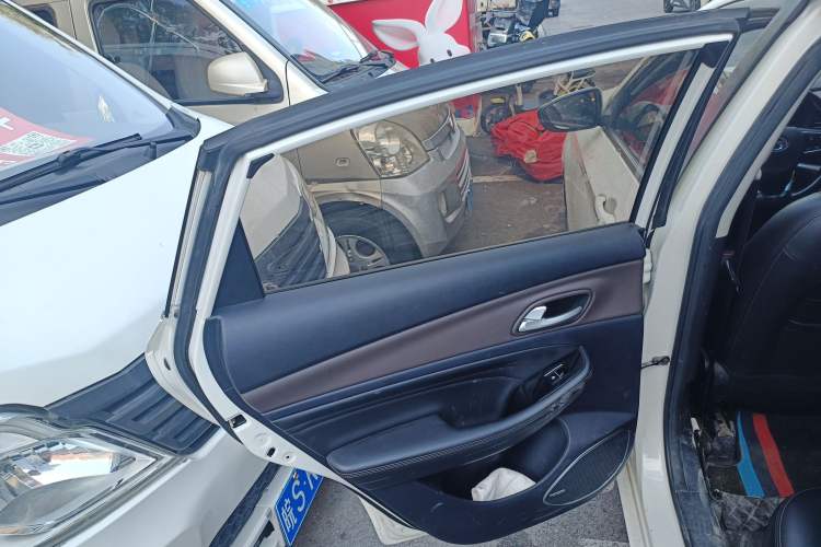 Used GAC Trumpchi GA4 2018 150N Automatic Luxury Edition Interior 8