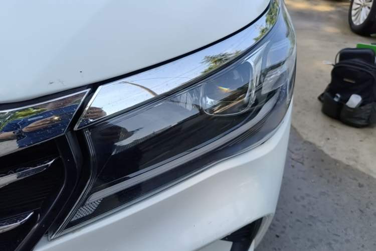 Used GAC Trumpchi GA4 2018 150N Automatic Luxury Edition Left Front Headlight