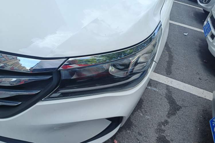 Used GAC Trumpchi GA4 2018 150N Automatic Luxury Edition Left Front Headlight