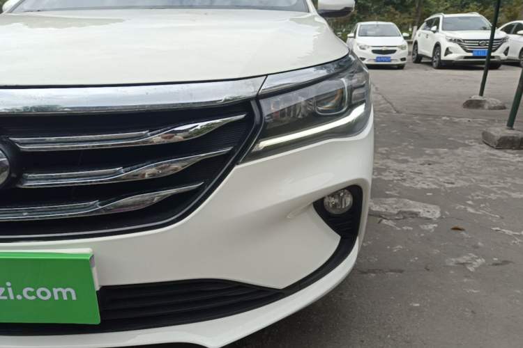 Used GAC Trumpchi GA4 2018 200T Automatic Luxury Edition Left Front Headlight