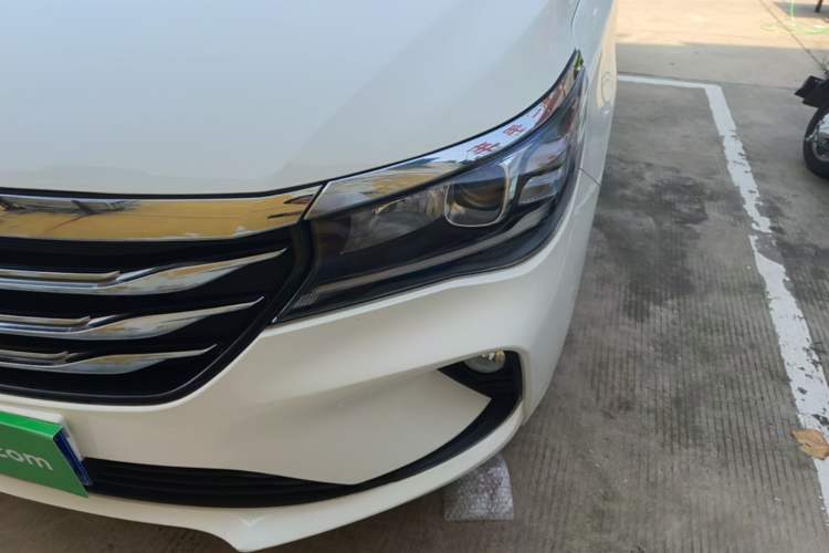 Used GAC Trumpchi GA4 2018 150N Automatic Luxury Edition Left Front Headlight