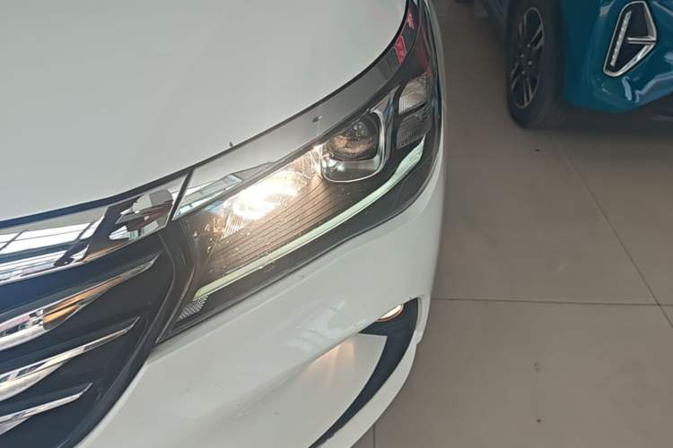 Used GAC Trumpchi GA4 2018 200T Automatic Luxury Edition Left Front Headlight