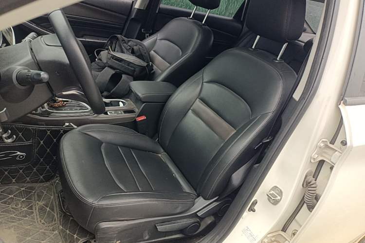 Used GAC Trumpchi GA4 2018 200T Automatic Luxury Edition Left Front Seat