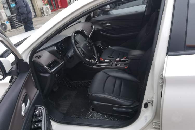 Used GAC Trumpchi GA4 2018 200T Automatic Luxury Edition Left Front Seat