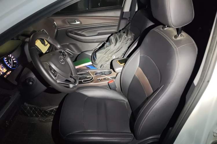 Used GAC Trumpchi GA4 2018 200T Automatic Luxury Edition Left Front Seat